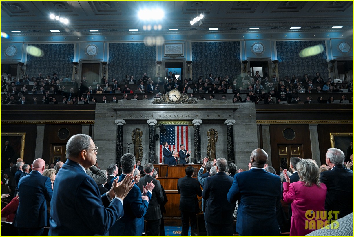 donald trump praises us mens hockey team at state of the union 035285831