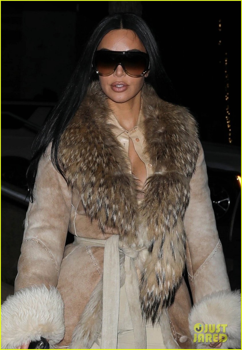 kim kardashian 025260055