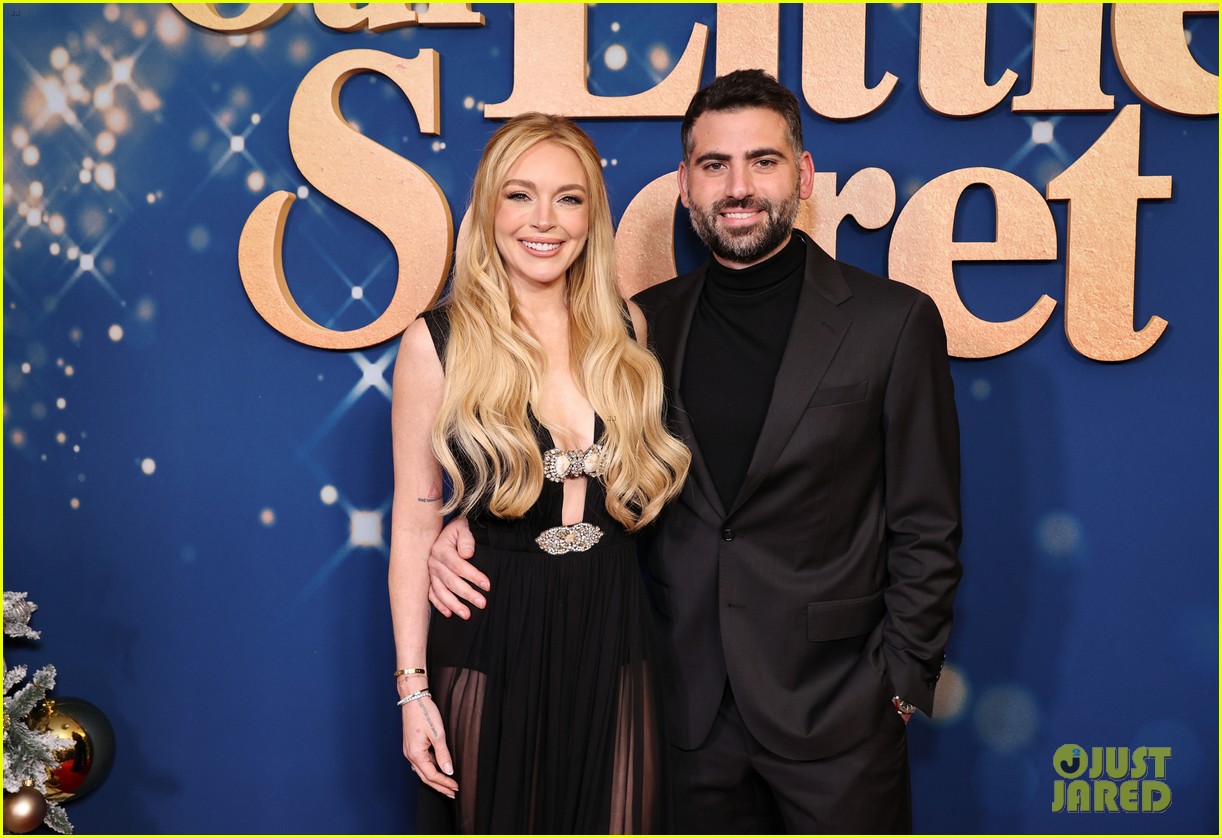 lindsay lohan kristin chenoweth our little secret premiere in nyc 015099469