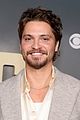 luke grimes arielle kebbel more attend marshals premiere 17