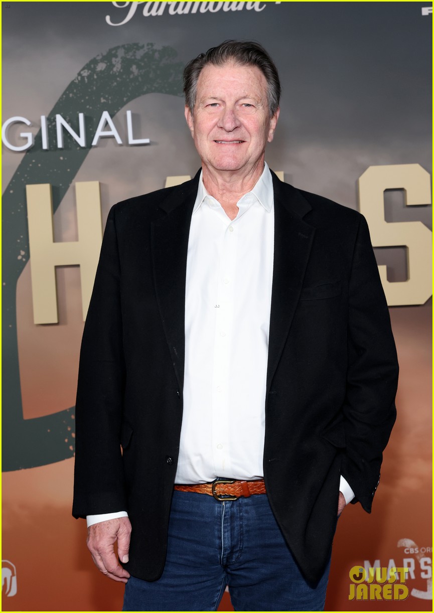 luke grimes arielle kebbel more attend marshals premiere 105285898