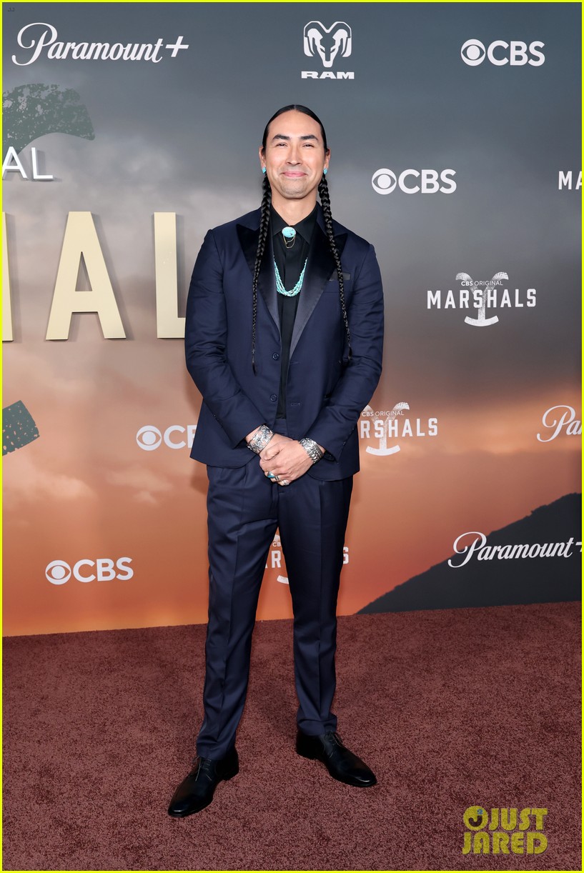 luke grimes arielle kebbel more attend marshals premiere 025285890