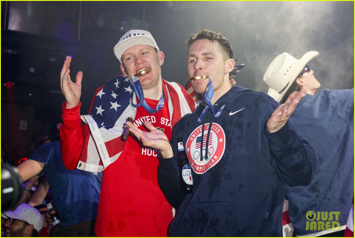 team usa mens hockey celebrates 045285312
