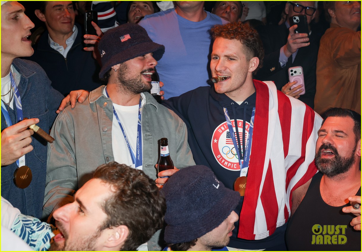 team usa mens hockey celebrates 055285313